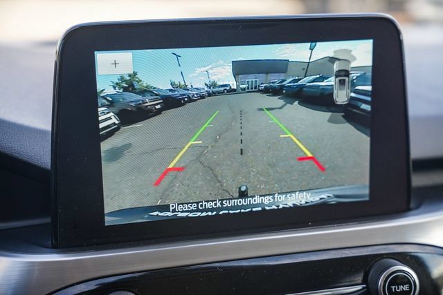 Used 2021 Ford Escape Titanium AWD/4WD image 28