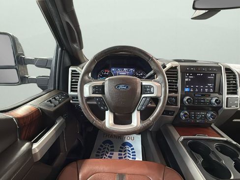Used 2019 Ford F250 King Ranch w/ King Ranch Ultimate Package image 13