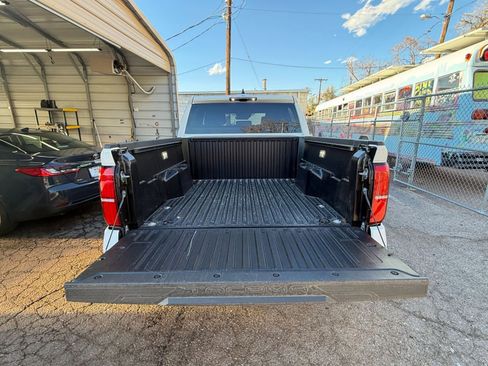 Used 2025 Toyota Tacoma TRD Off-Road AWD/4WD image 29