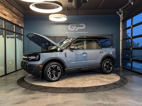 Used 2025 Ford Bronco Sport Outer Banks AWD/4WD image 24
