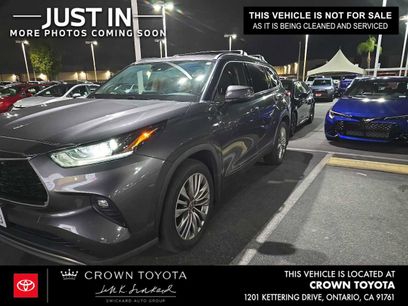 Used 2022 Toyota Highlander Platinum