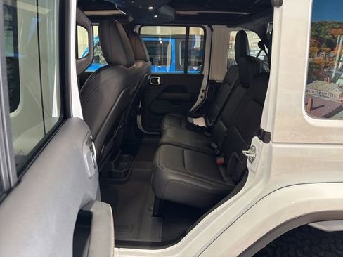 New 2025 Jeep Wrangler Unlimited Rubicon 392 image 38
