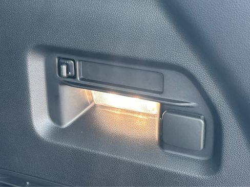 New 2026 Ford Explorer Active w/ Active Comfort Package AWD/4WD image 6