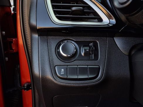 Used 2022 Chevrolet Spark LT image 14