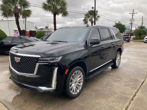 Used 2022 Cadillac Escalade ESV Premium Luxury AWD/4WD image 3