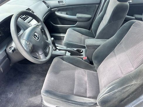 Used 2004 Honda Accord LX image 5