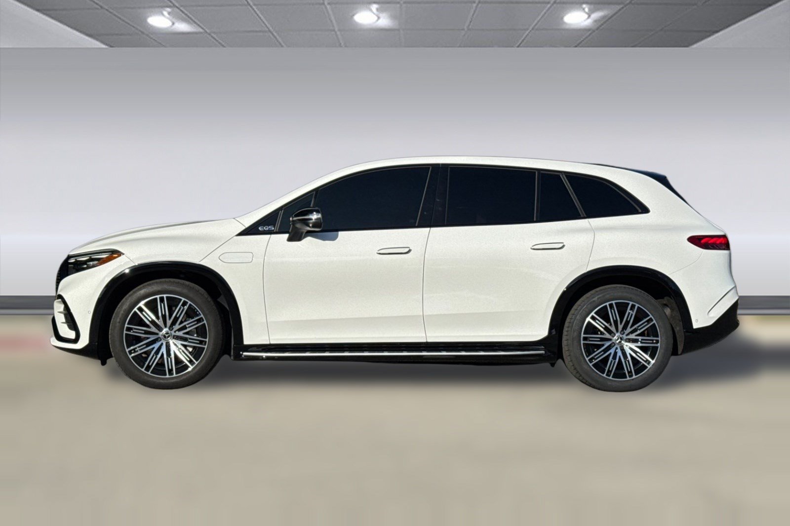 Certified 2024 Mercedes-Benz EQS 450+ SUV image 2