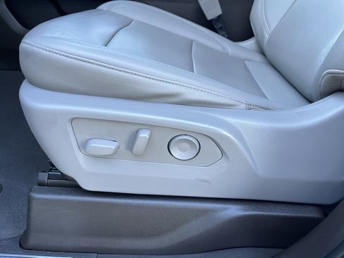 Used 2023 GMC Sierra 1500 SLT image 22