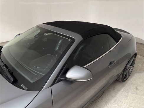 Used 2010 Jaguar XKR R image 12