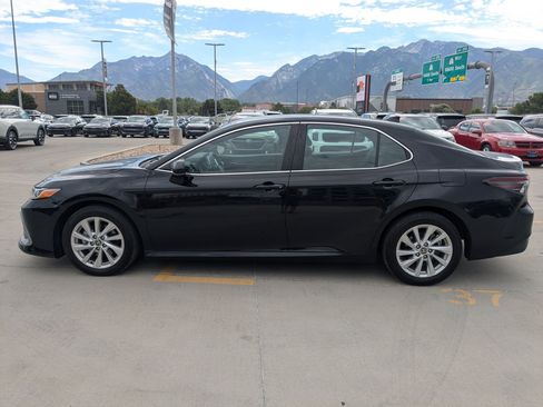 Used 2023 Toyota Camry LE AWD/4WD image 3