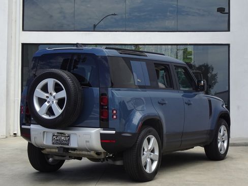 Used 2024 Land Rover Defender 110 S AWD/4WD image 7