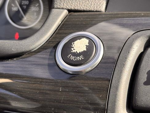 Used 2011 BMW 535i Sedan image 6