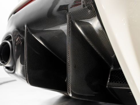 Used 2015 Ferrari F12 Berlinetta image 40