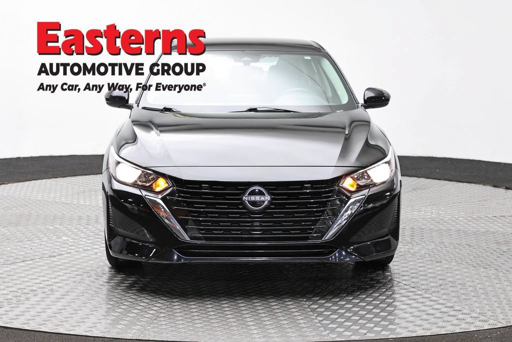 Used 2024 Nissan Sentra SV FWD image 4