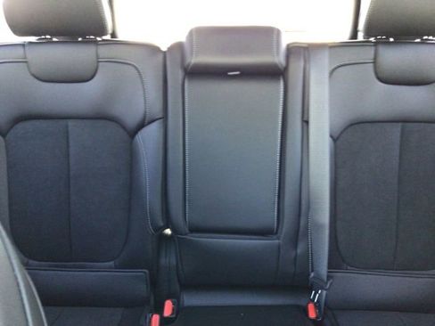 New 2026 Jeep Grand Cherokee Altitude image 39