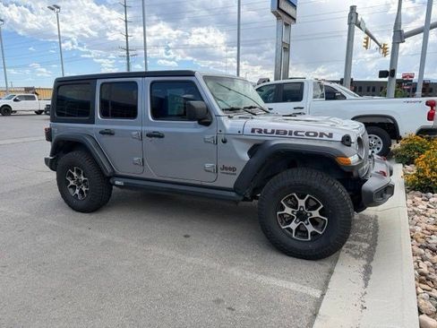Used 2020 Jeep Wrangler Unlimited Rubicon w/ LED Lighting Group AWD/4WD image 3