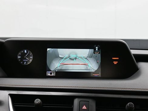 Used 2021 Lexus UX 200 w/ Accessory Package (Z2) FWD image 45