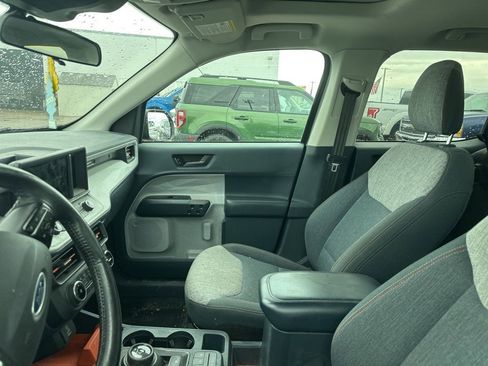 Used 2022 Ford Maverick XLT w/ XLT Luxury Package image 4