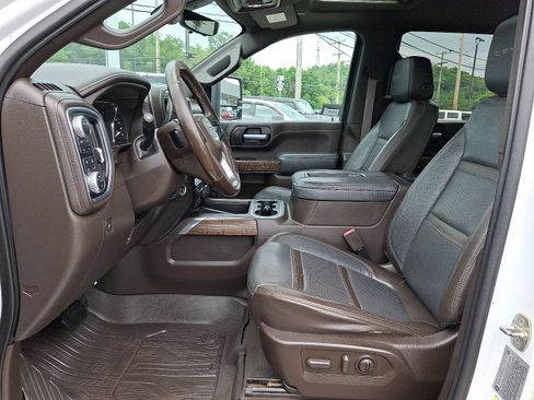 Used 2020 GMC Sierra 2500 Denali w/ Denali Ultimate Package AWD/4WD image 13