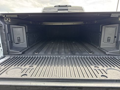 Used 2021 Nissan Titan PRO-4X w/ Pro-4x Convenience Package AWD/4WD image 37