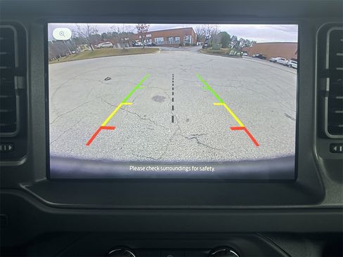 New 2025 Ford Bronco 4-Door image 3