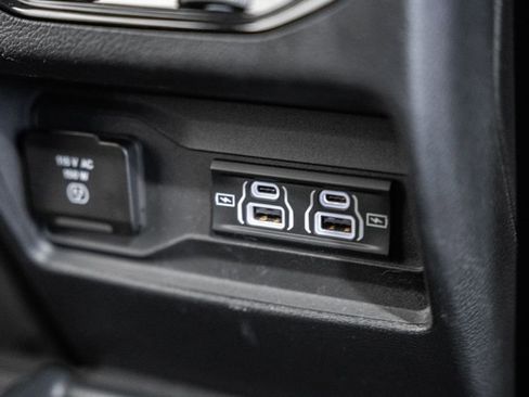 Certified 2024 Jeep Grand Cherokee L Limited w/ Luxury Tech Group II image 37