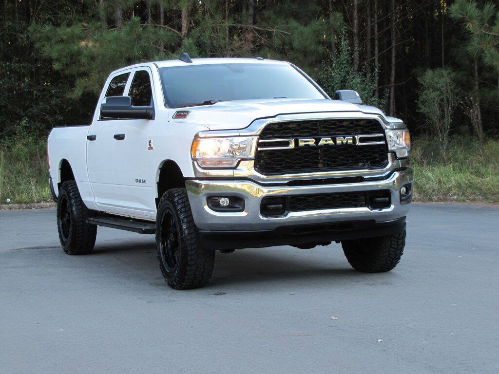 Used 2022 RAM 2500 Tradesman w/ Chrome Appearance Group AWD/4WD image 8