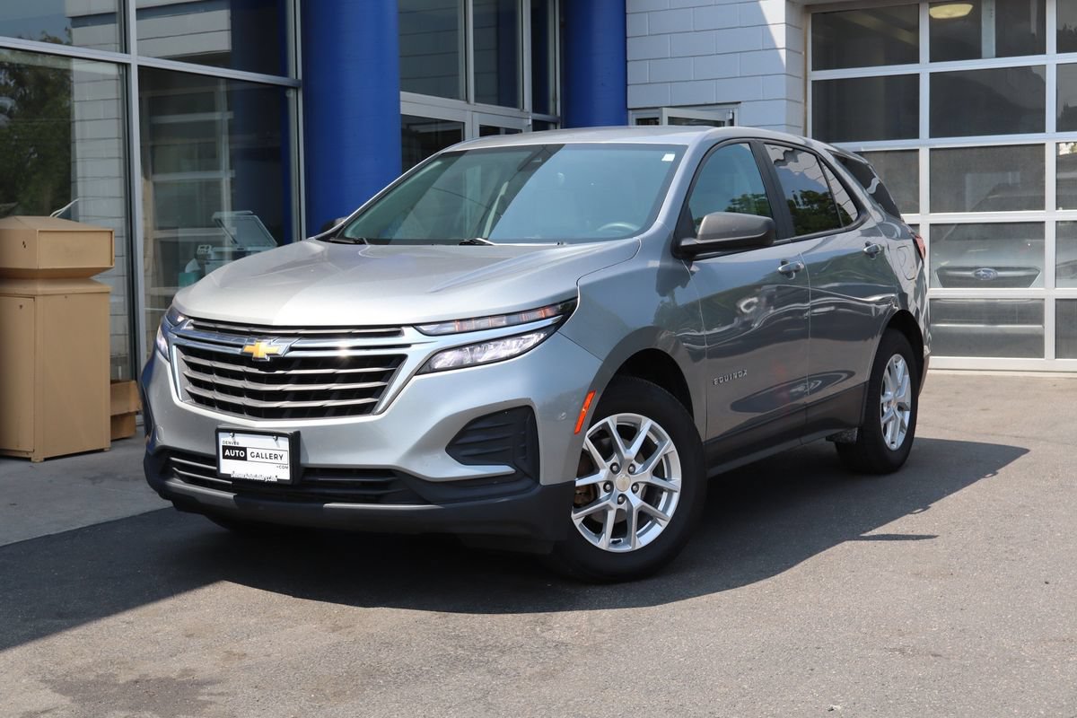 Used 2024 Chevrolet Equinox LS w/ LPO, Floor Liner Package AWD/4WD image 1