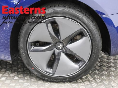 Used 2018 Tesla Model 3 Long Range image 31