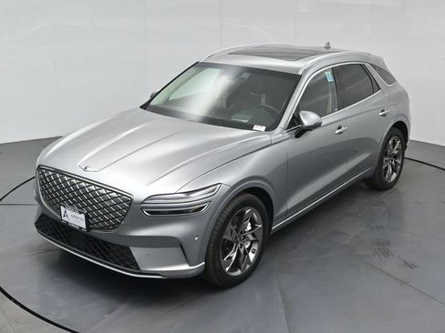 Used 2025 Genesis Electrified GV70 w/ Prestige Package AWD/4WD image 44