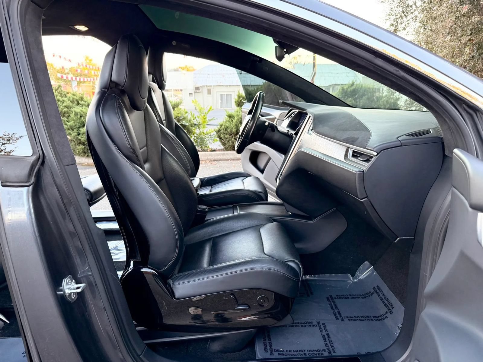 Used 2016 Tesla Model X Performance AWD/4WD image 14