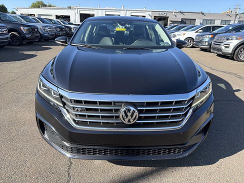Used 2020 Volkswagen Passat 2.0T R-Line FWD image 8