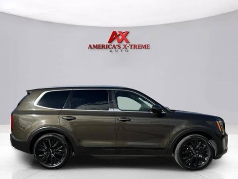 Used 2022 Kia Telluride SX FWD image 7