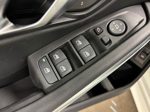 New 2026 BMW 330i Sedan w/ Premium Package image 20