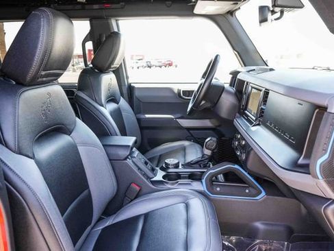 Certified 2023 Ford Bronco Black Diamond AWD/4WD image 19