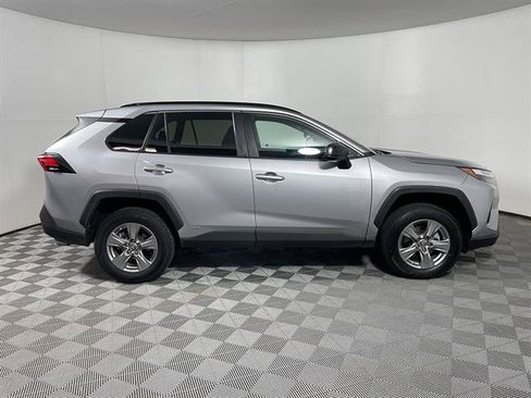 Used 2024 Toyota RAV4 LE AWD/4WD image 8
