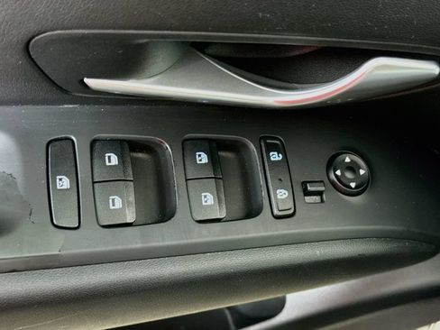 Used 2022 Hyundai Santa Cruz SEL FWD image 18