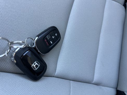 Used 2024 Honda CR-V EX image 20