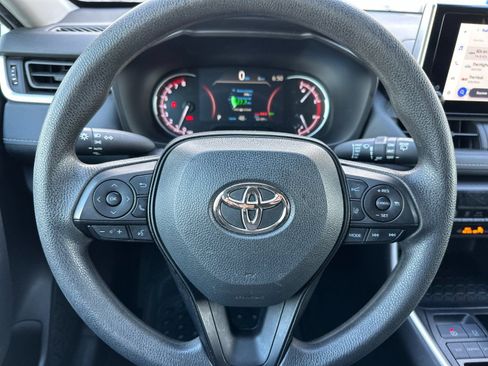 Used 2024 Toyota RAV4 XLE image 22