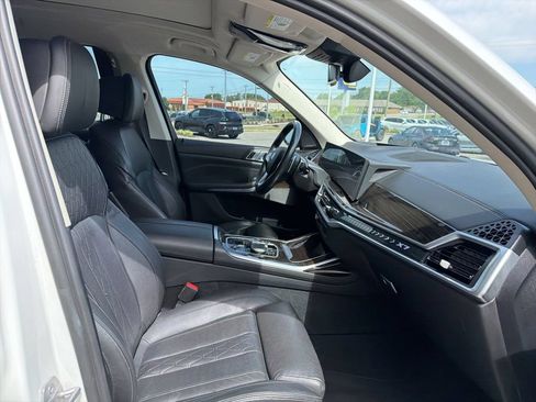 Used 2023 BMW X7 xDrive40i AWD/4WD image 26