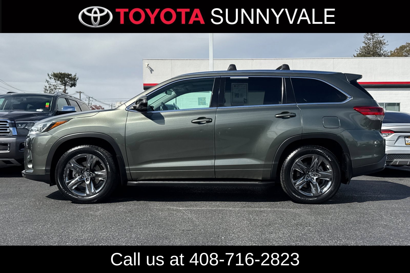 Used 2019 Toyota Highlander Limited Platinum AWD/4WD image 3
