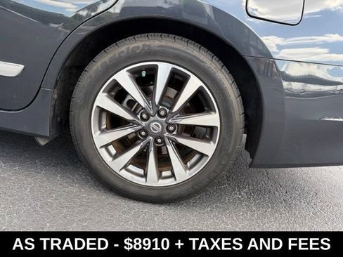 Used 2017 Nissan Altima 2.5 SL w/ 2.5 Technology Package FWD image 10