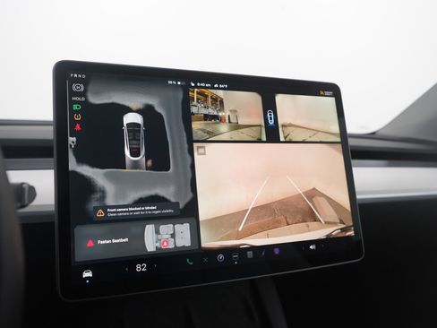 Used 2024 Tesla Model Y Long Range image 26