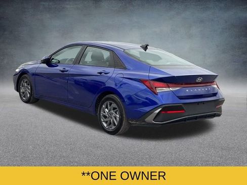 Used 2024 Hyundai Elantra SEL image 5