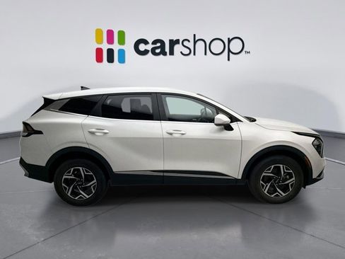 Used 2023 Kia Sportage LX image 4
