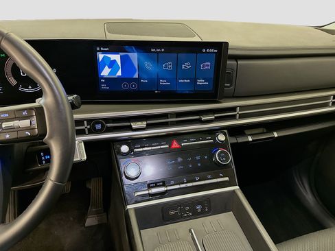 Used 2025 Hyundai Santa Fe SEL image 25