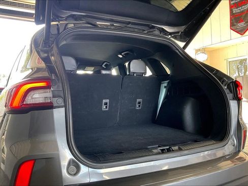 Used 2024 Ford Escape ST-Line w/ Cold Weather Package image 18