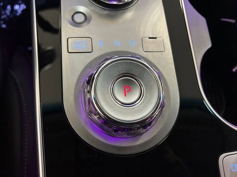 Used 2025 Genesis GV80 2.5T image 25