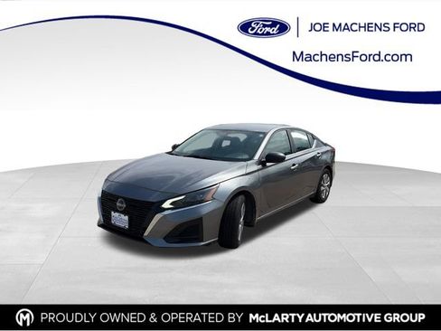 Used 2024 Nissan Altima 2.5 S FWD image 1