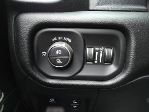 Used 2022 RAM 1500 Laramie w/ Night Edition image 61